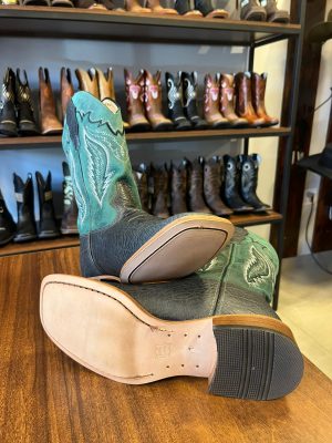 BOTA MR WEST PRETA CABEÇA SOLADO DE COURO MR393