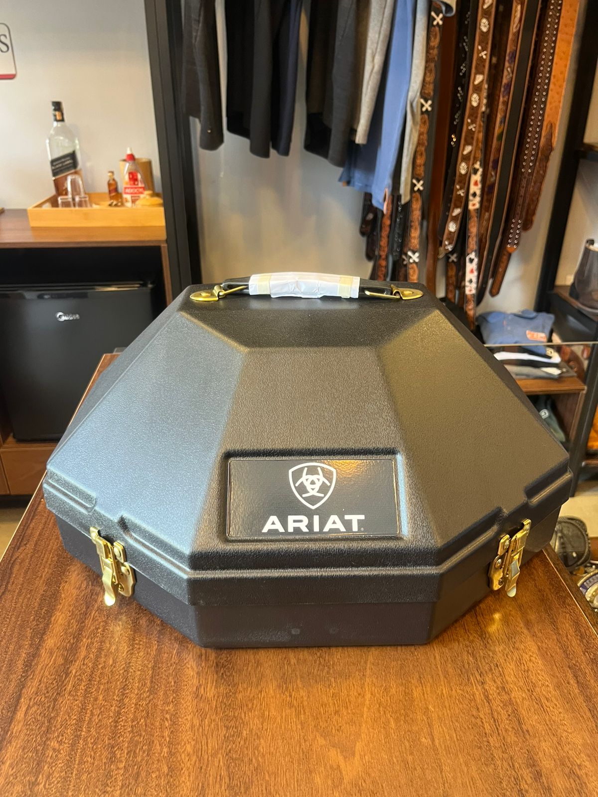 CASE PARA CHAPÉU ARIAT IMPORTADO 14583