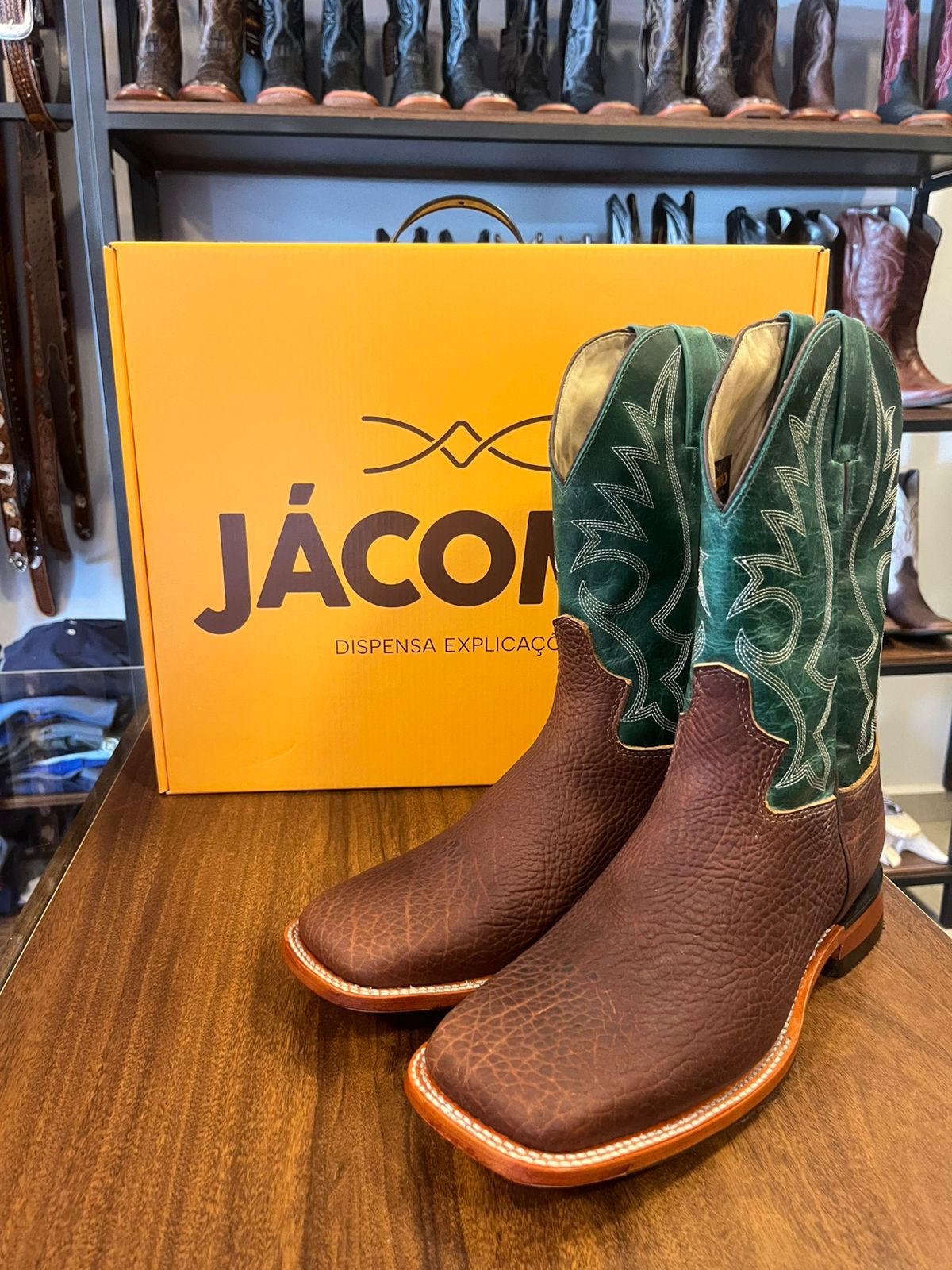 BOTA JACOMO CABEÇA TAN FOSSIL VERDE SOLADO COURO 40012