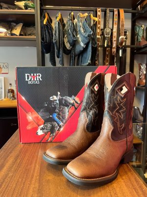 BOTA DHR SOLADO FLEX CAFÉ CANO BORDADO D645