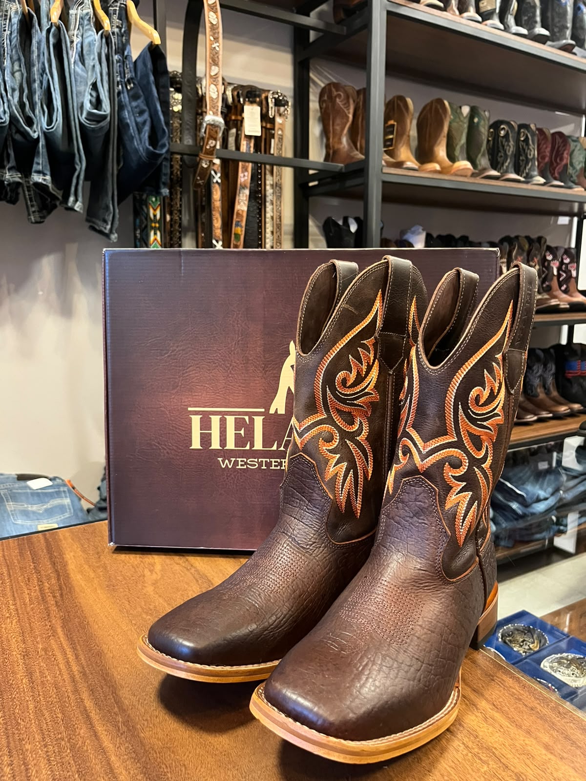 BOTA HELAZZA MR CABEÇA SOLADO COURO 20424