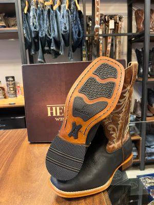 BOTA HELAZZA PT SOLADO COURO 20725