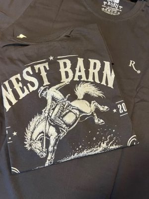 CAMISETA WEST BARN DESENHO COSTAS PRETO WB08